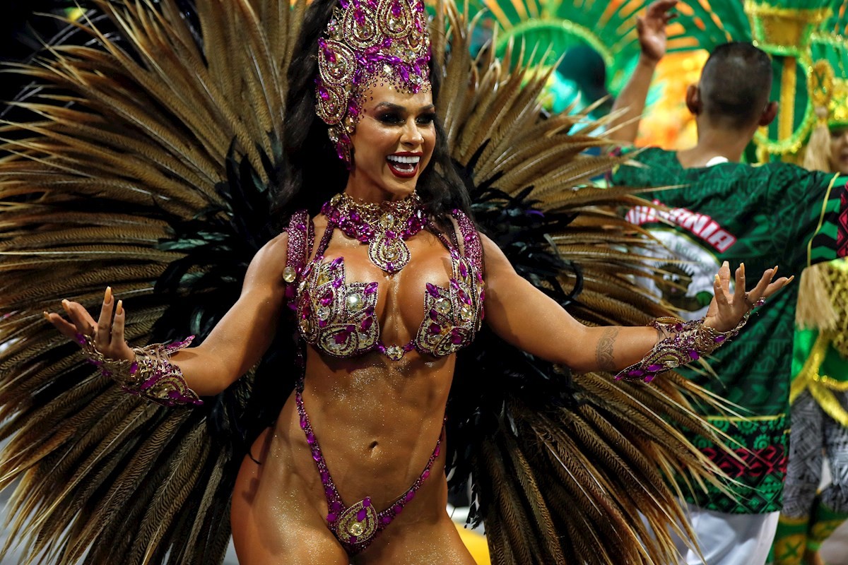 Бразильский Карнавал Трансвиститы