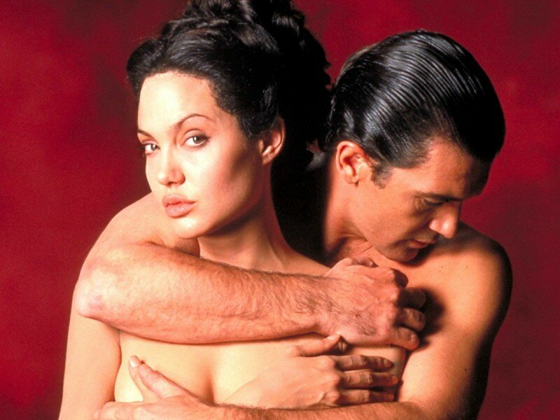 Анджелина Джоли Занимается Сексом В Фильме