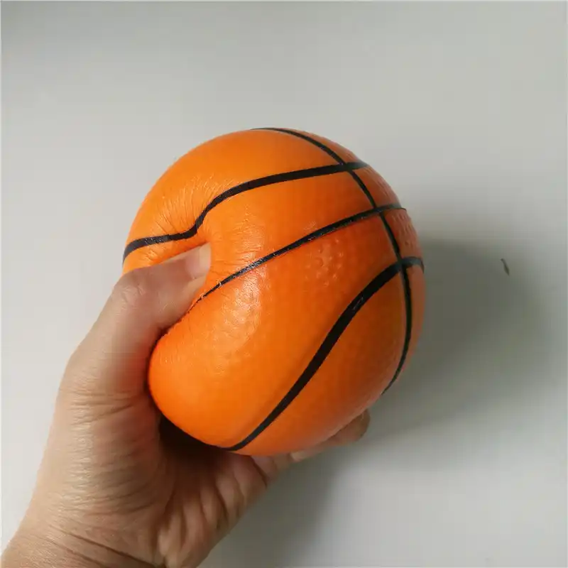Засунула Баскетбольный Мяч В Киску